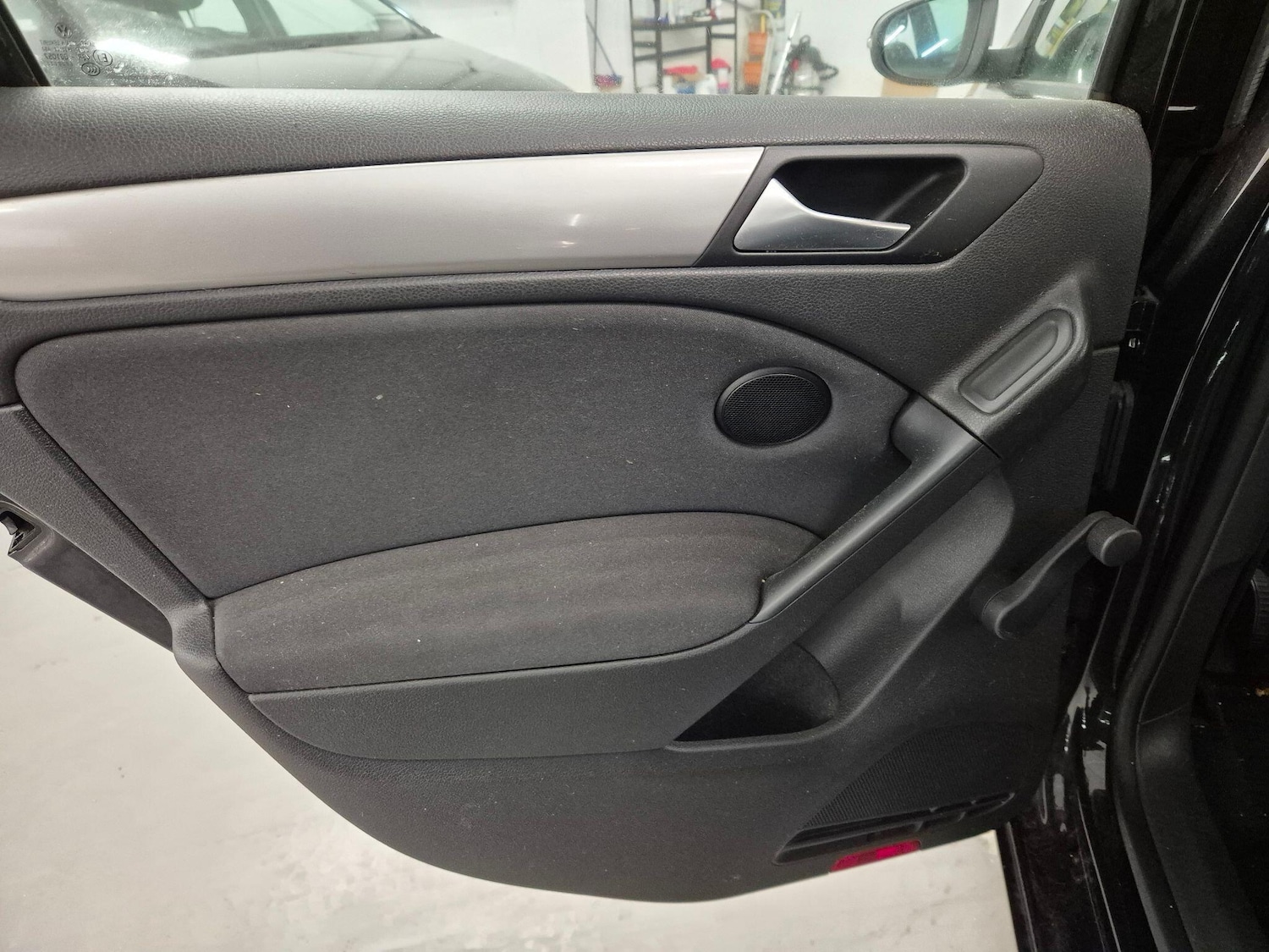 Used Volkswagen Golf 2010 for sale - 77066786: Photo 40