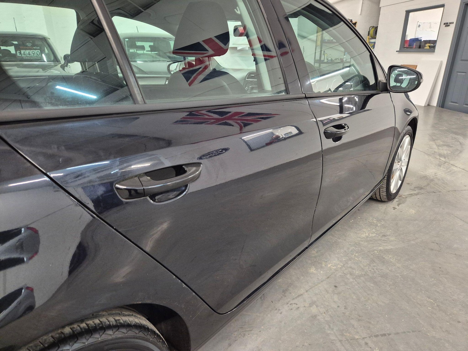 Used Volkswagen Golf 2010 for sale - 77066786: Photo 50