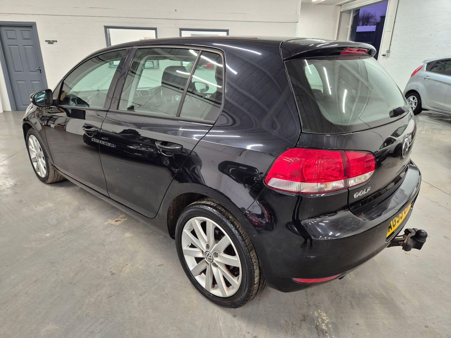 Used Volkswagen Golf 2010 for sale - 77066786: Photo 6