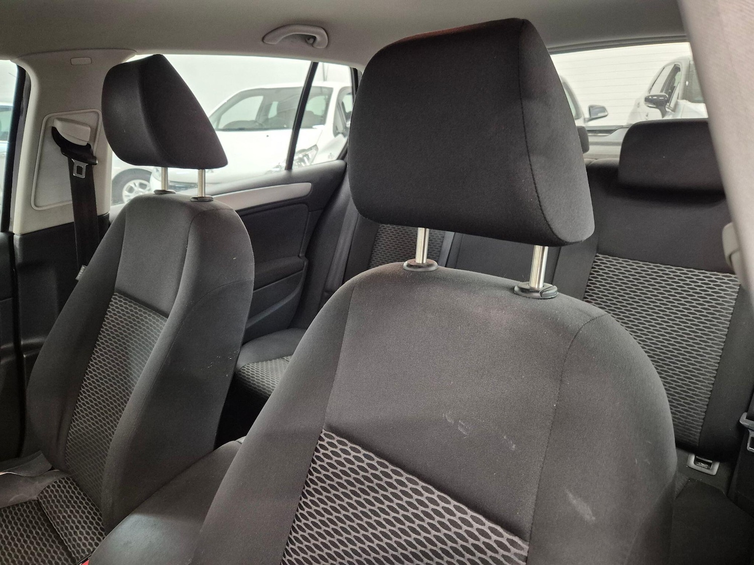 Used Volkswagen Golf 2010 for sale - 77066786: Photo 72