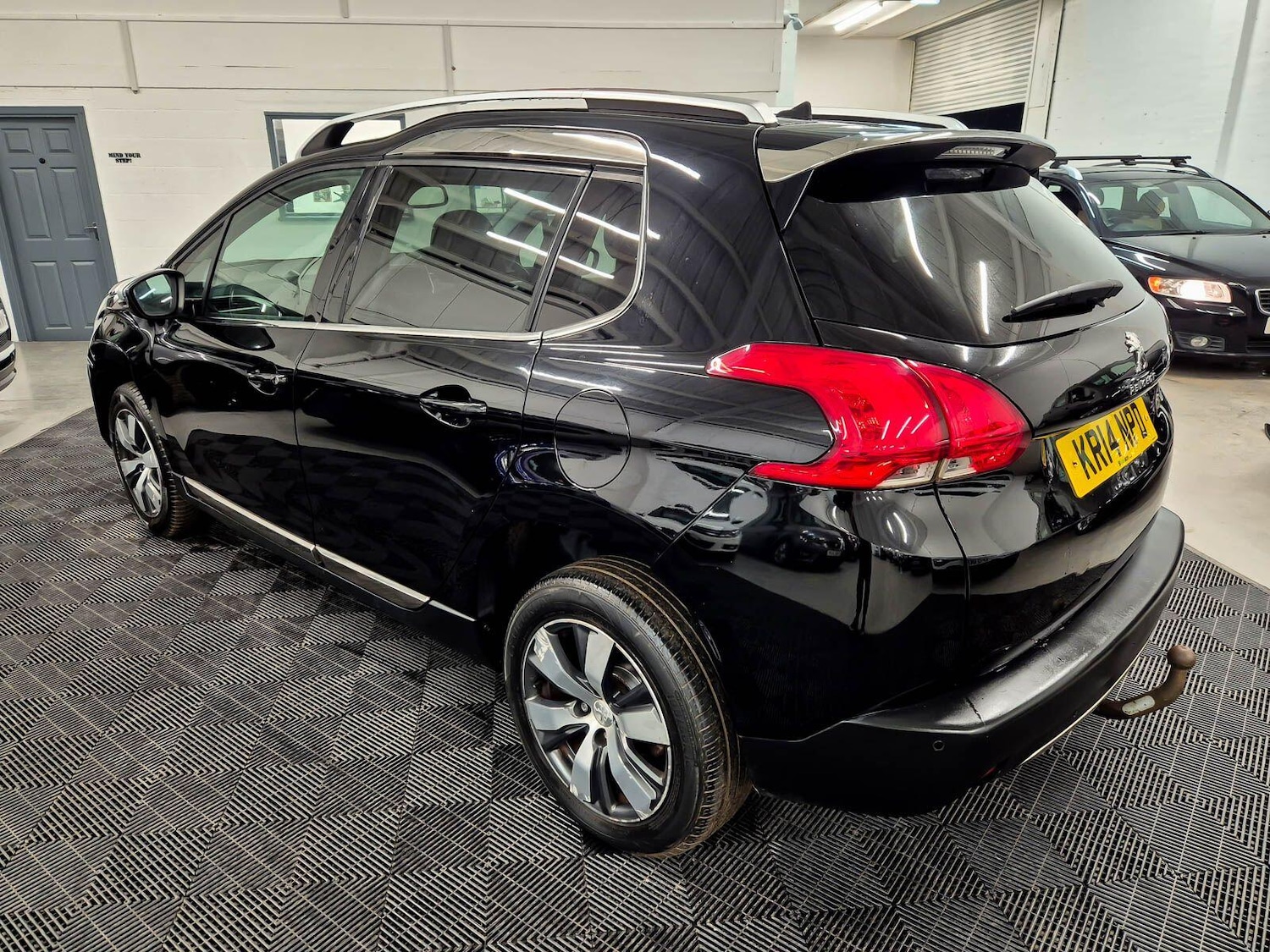 Used Peugeot 2008 2014 for sale - 77426134: Photo 4
