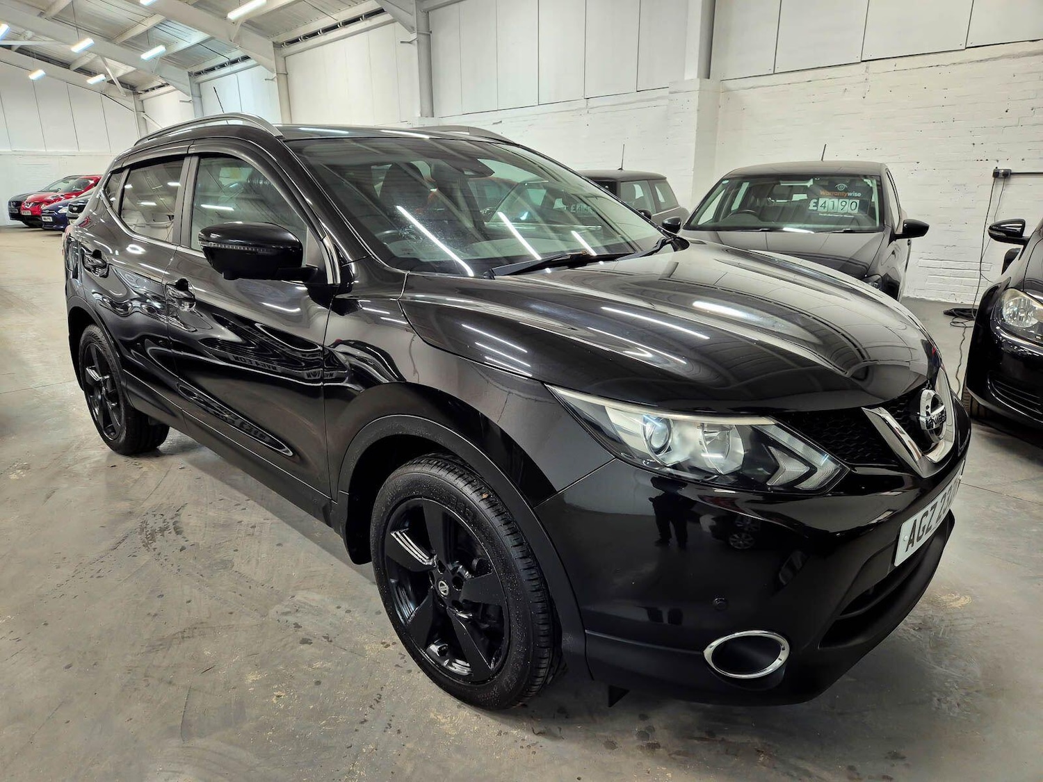 Used Nissan Qashqai 2015 for sale - 77074297: Photo 1