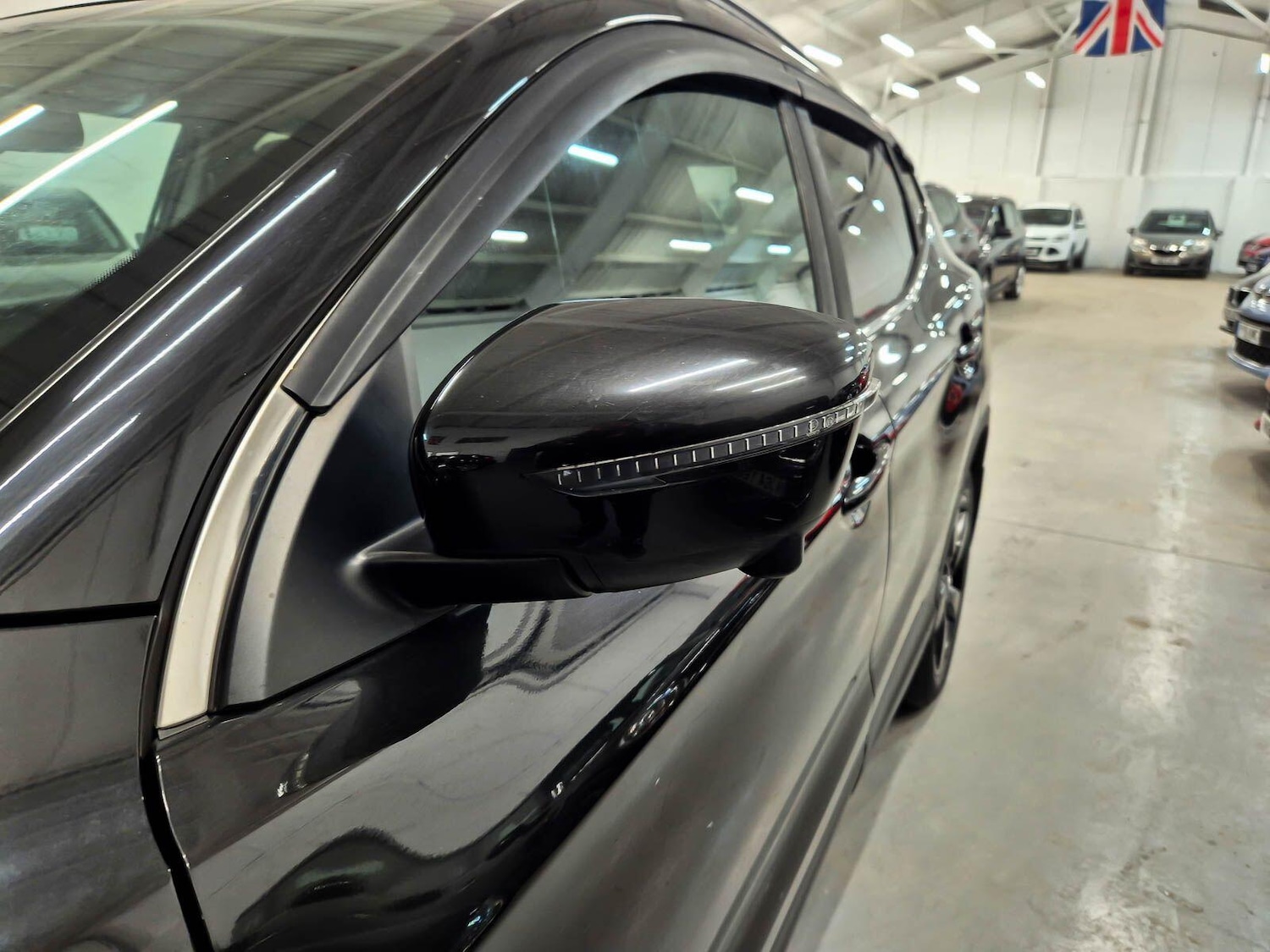 Used Nissan Qashqai 2015 for sale - 77074297: Photo 9