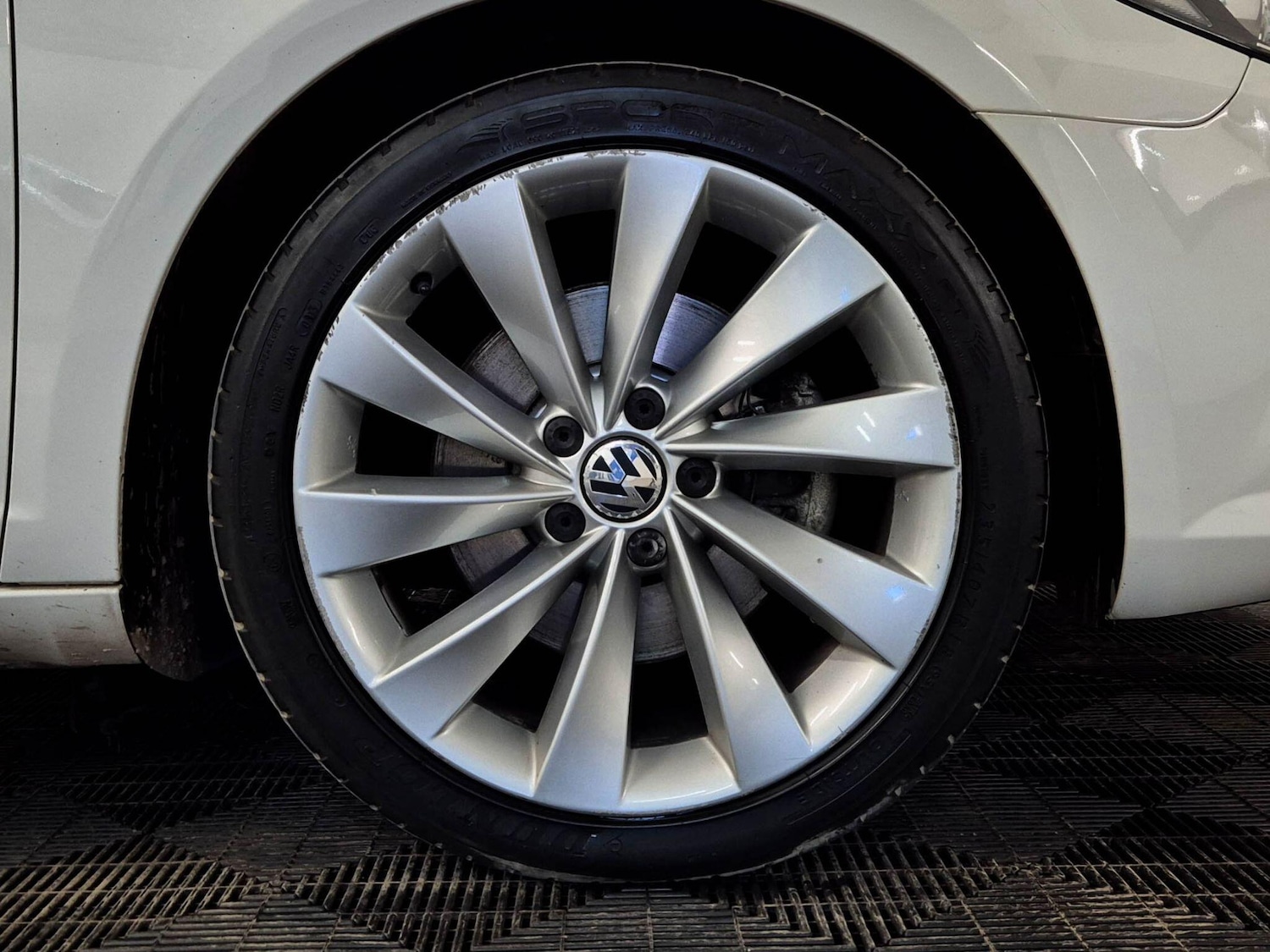 Used Volkswagen CC 2013 for sale - 77958343: Photo 28