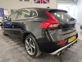 Used Volvo V40 2015 for sale - 79316664: Photo