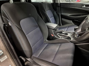 Used Hyundai TUCSON 2016 for sale - 76953052: Photo