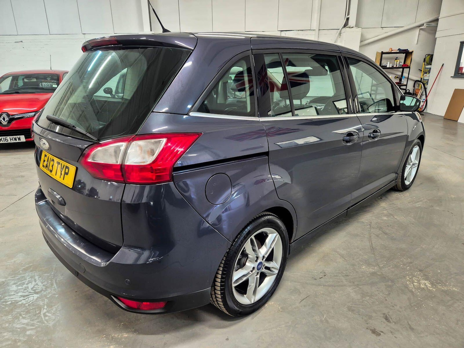 Used Ford Grand C-Max 2013 for sale - 77060287: Photo 9