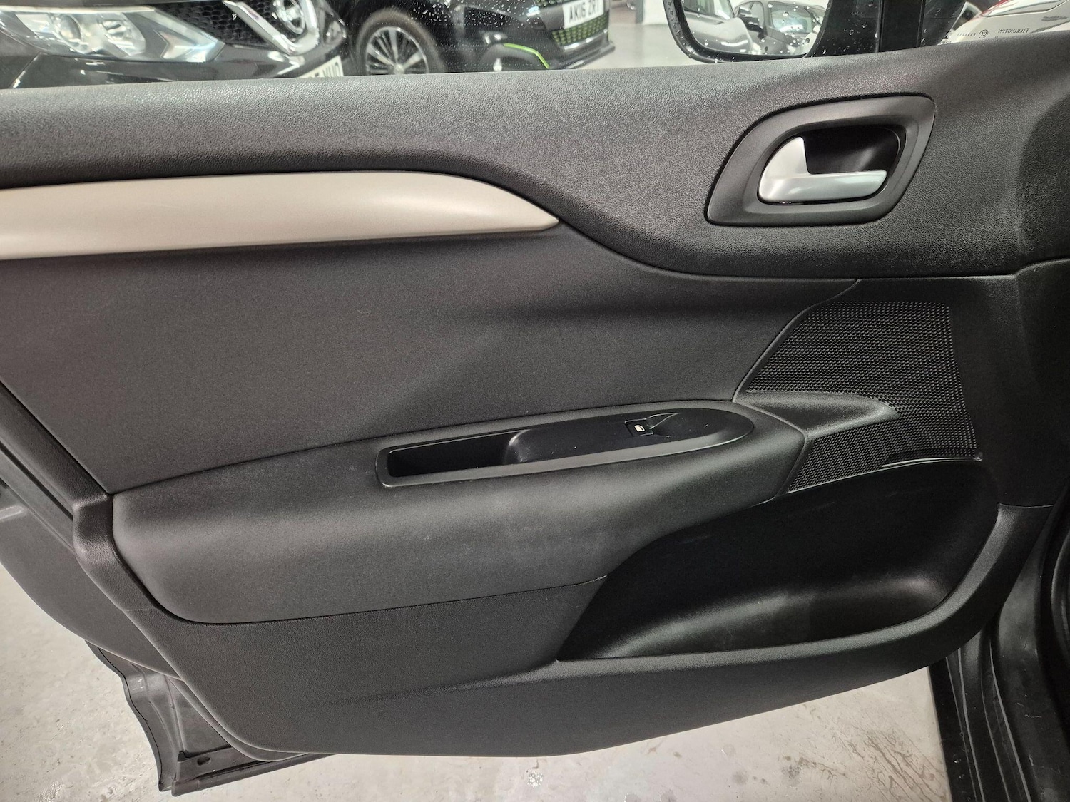 Used Citroen C4 2015 for sale - 76786574: Photo 43