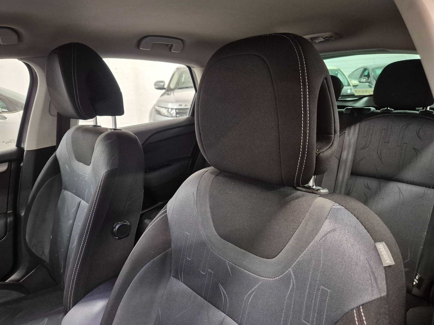 Used Citroen C4 2015 for sale - 76786574: Photo 44