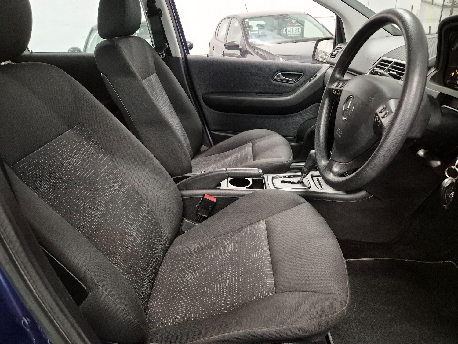 Used Mercedes-Benz A-Class 2010 for sale - 77229437: Photo 27