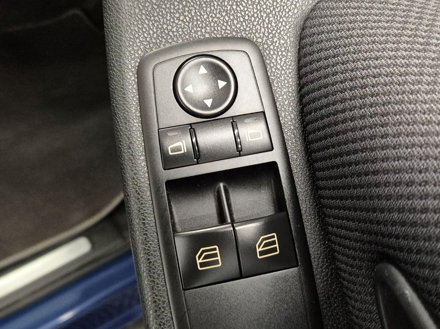 Used Mercedes-Benz A-Class 2010 for sale - 77229437: Photo 32