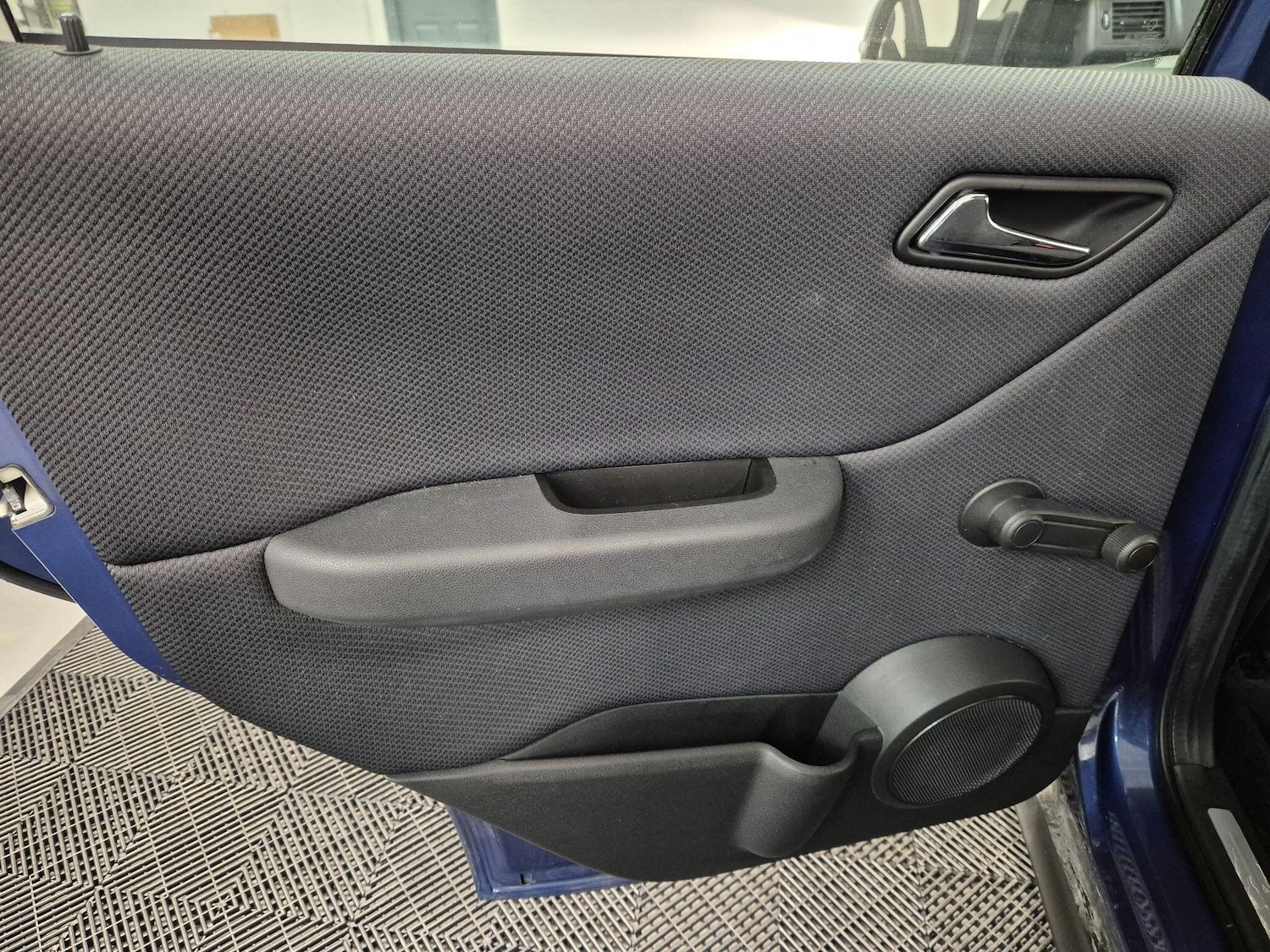 Used Mercedes-Benz A-Class 2010 for sale - 77229437: Photo 40