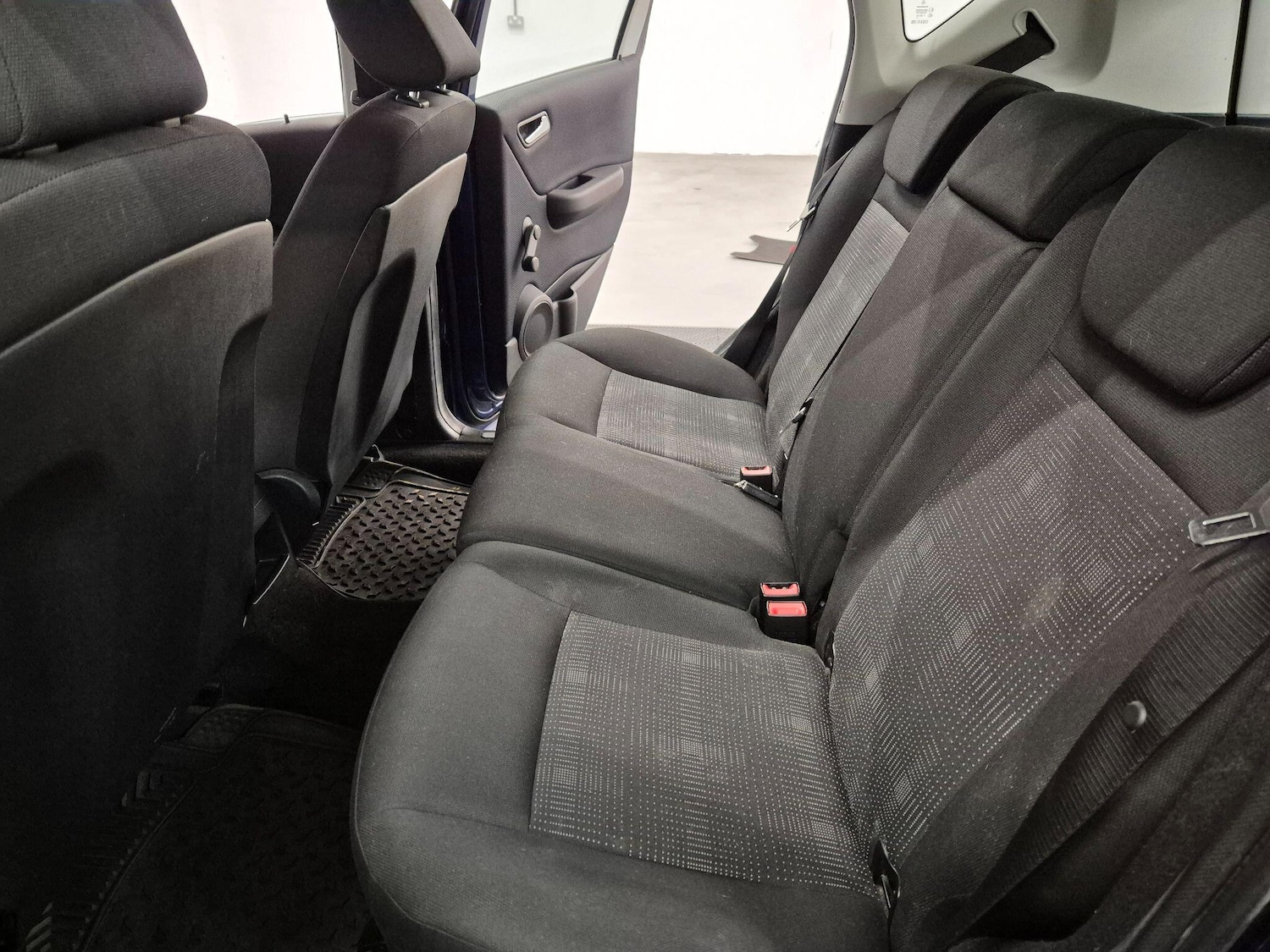 Used Mercedes-Benz A-Class 2010 for sale - 77229437: Photo 43