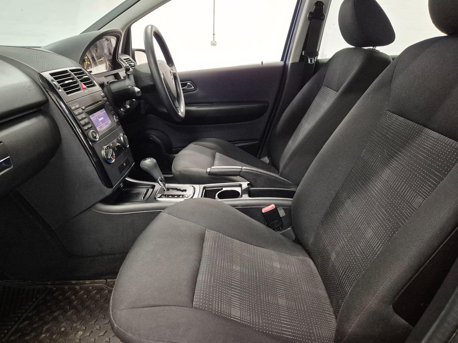 Used Mercedes-Benz A-Class 2010 for sale - 77229437: Photo 48