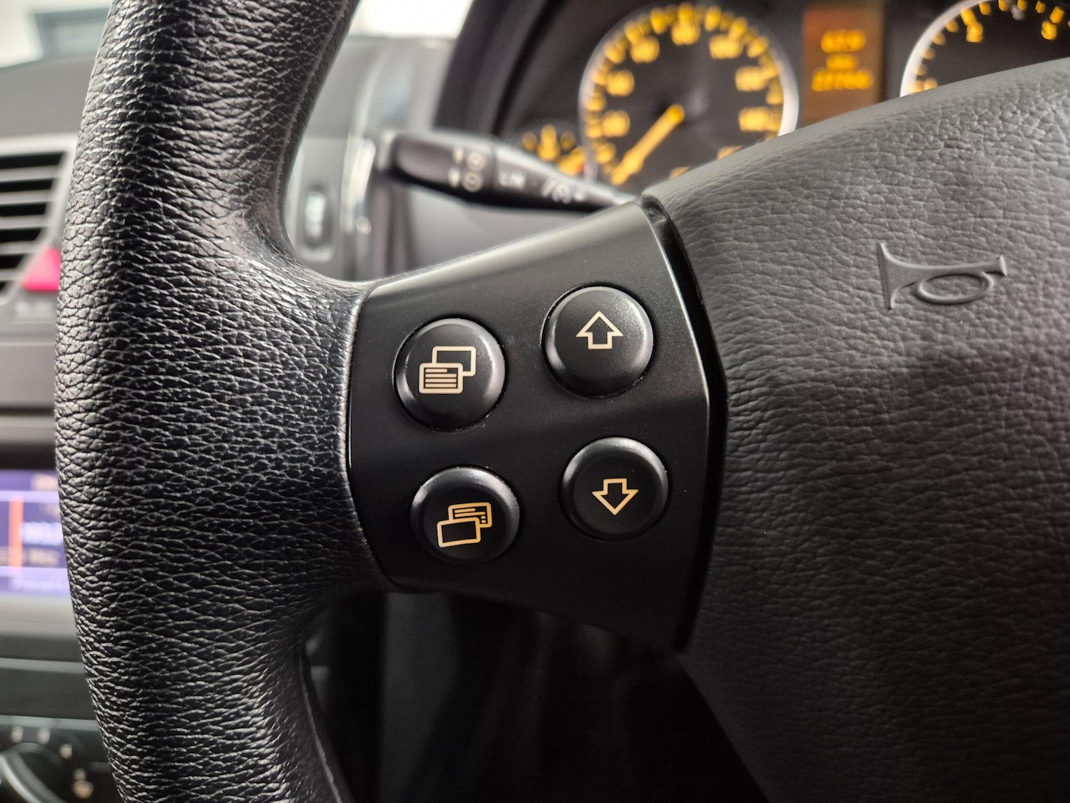 Used Mercedes-Benz A-Class 2010 for sale - 77229437: Photo 65