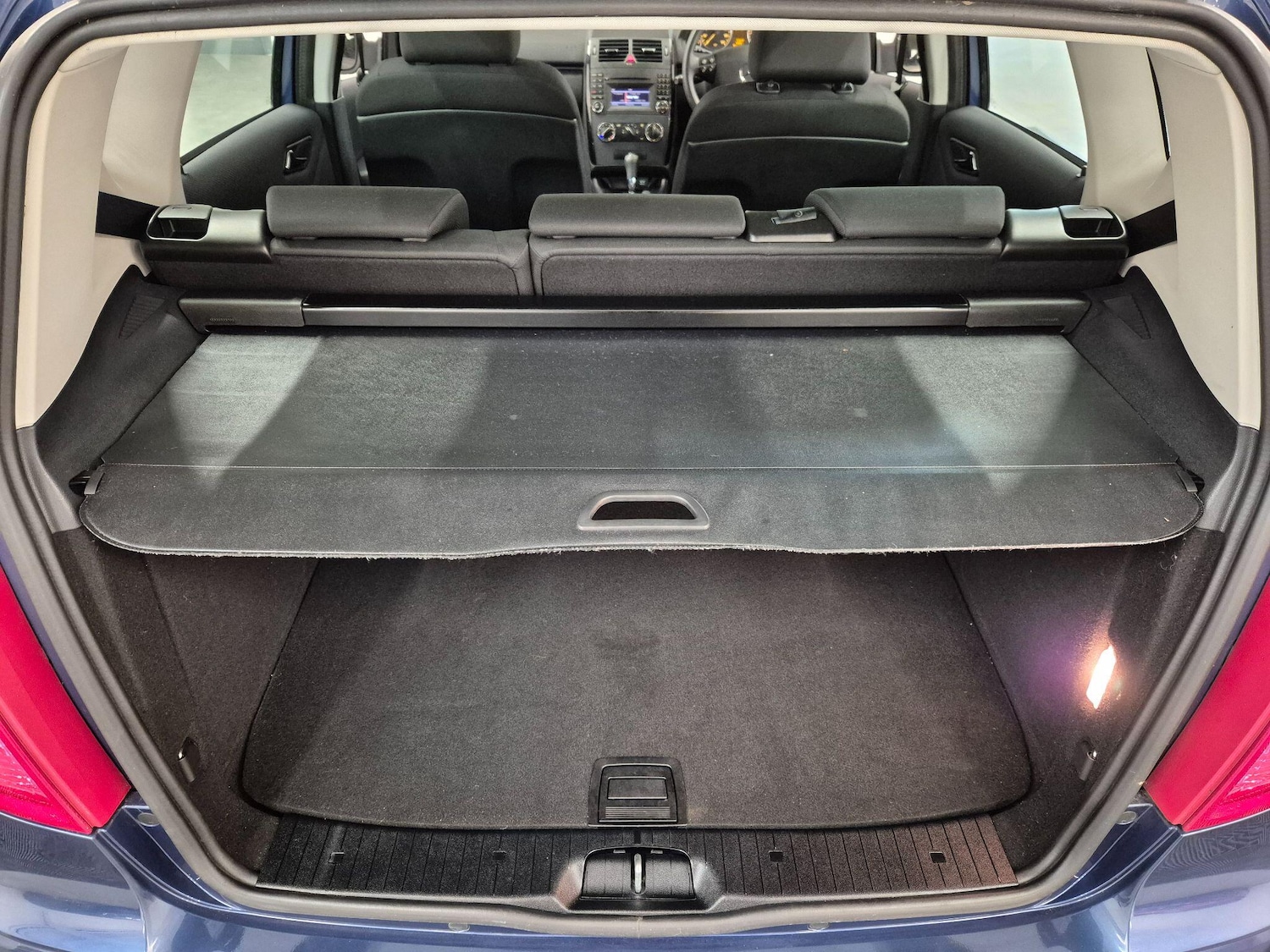 Used Mercedes-Benz A-Class 2010 for sale - 77229437: Photo 74