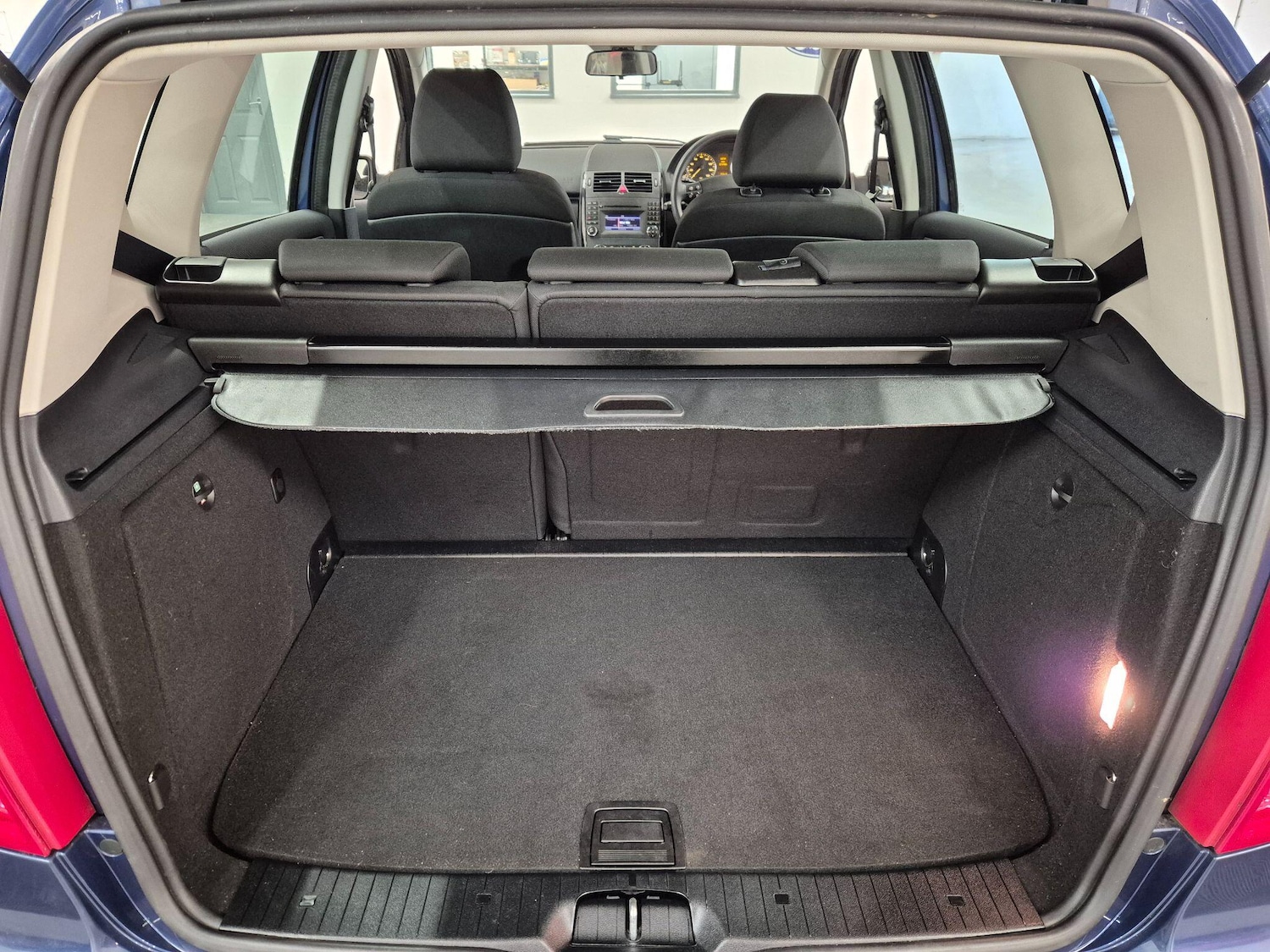 Used Mercedes-Benz A-Class 2010 for sale - 77229437: Photo 75