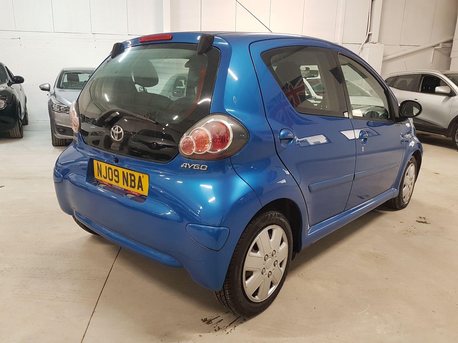 Used Toyota AYGO for sale - 76522065: Photo 11