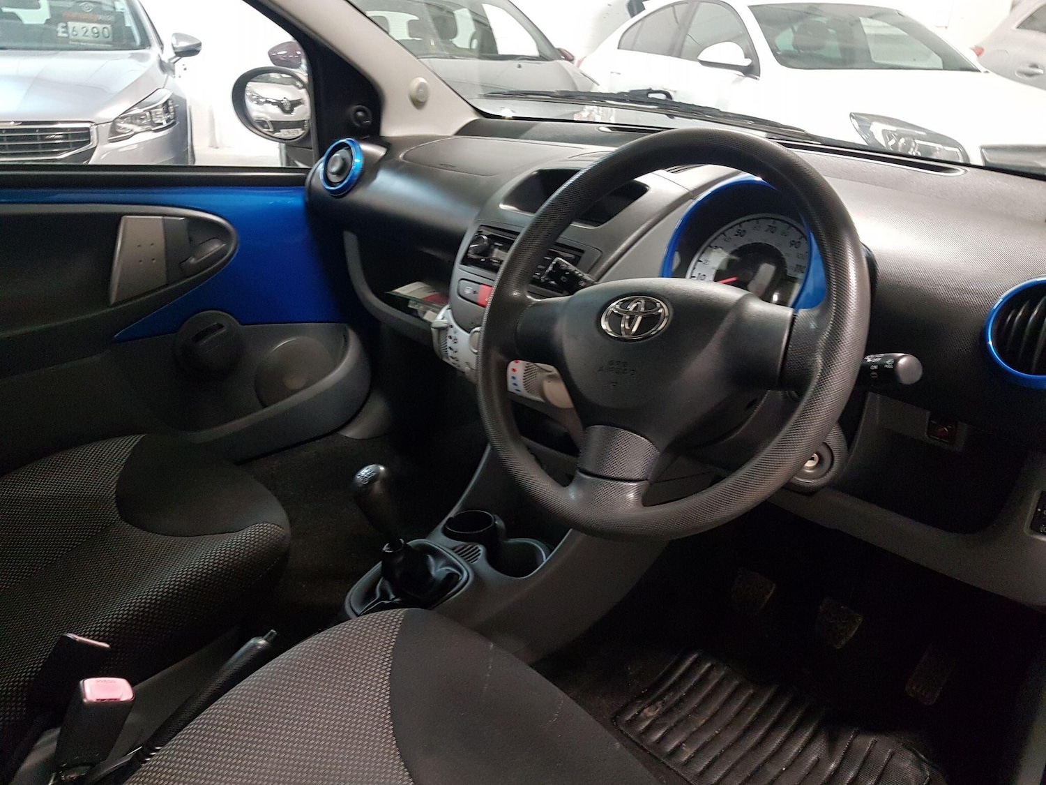 Used Toyota AYGO for sale - 76522065: Photo 2