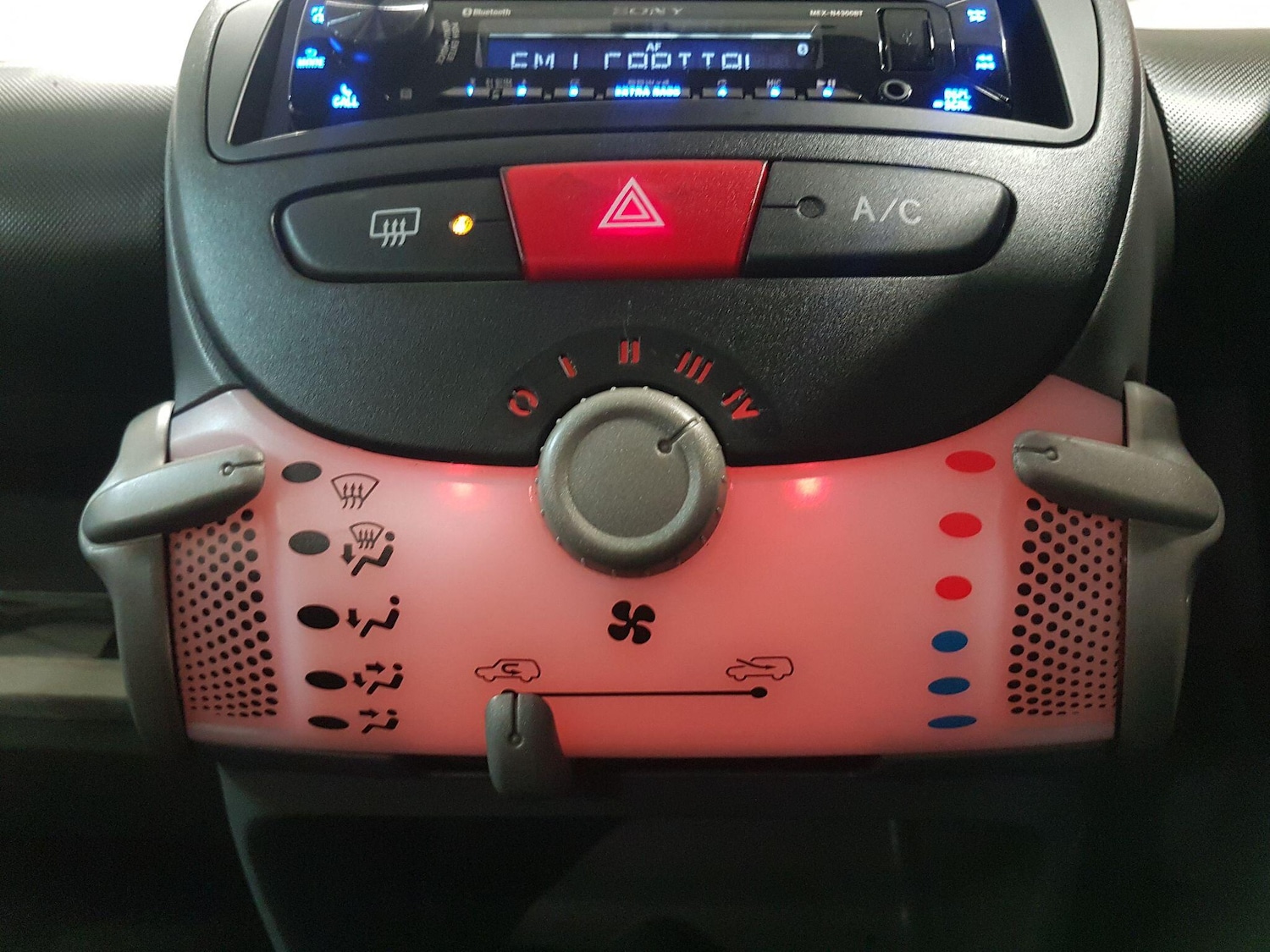 Used Toyota AYGO for sale - 76522065: Photo 33