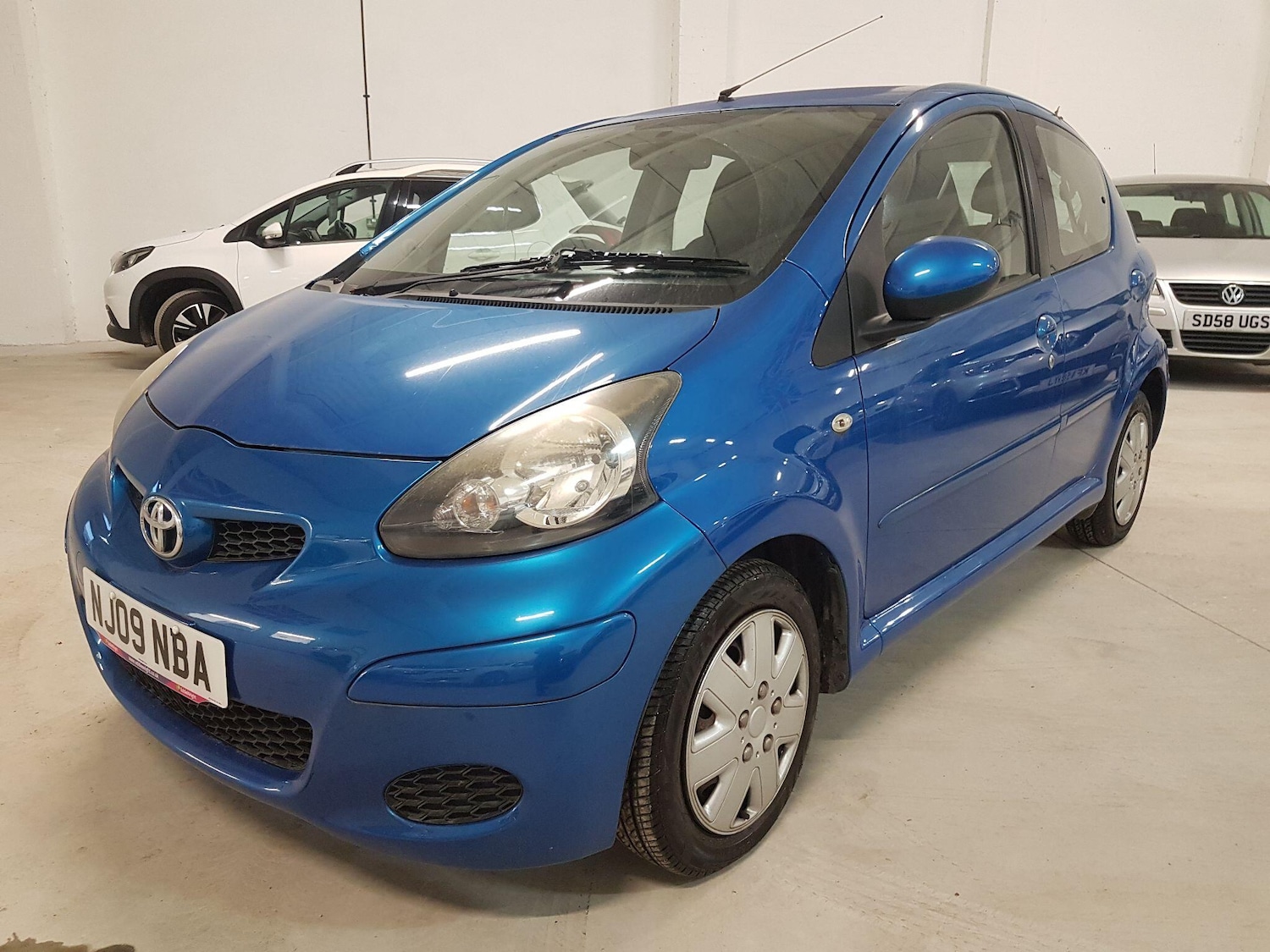Used Toyota AYGO for sale - 76522065: Photo 5