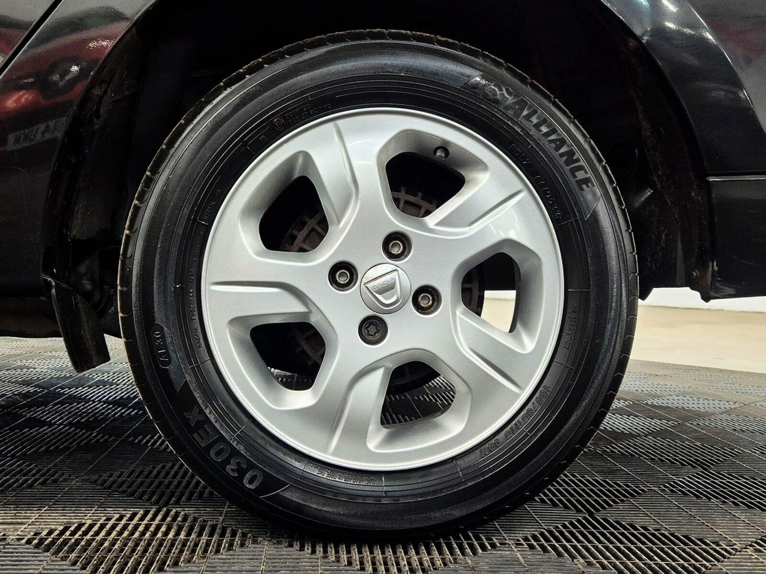 Used Dacia Logan MCV 2014 for sale - 78100658: Photo 23