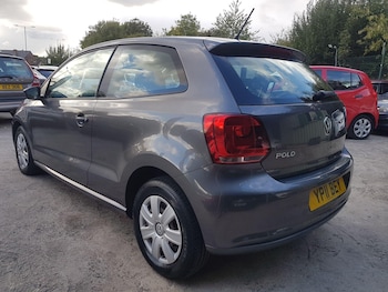 Used Volkswagen Polo 2011 for sale - 75927721: Photo