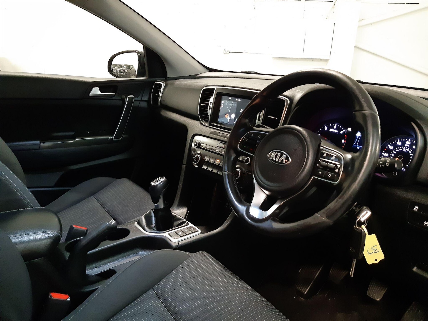 Used Kia Sportage 2018 for sale - 76619891: Photo 2