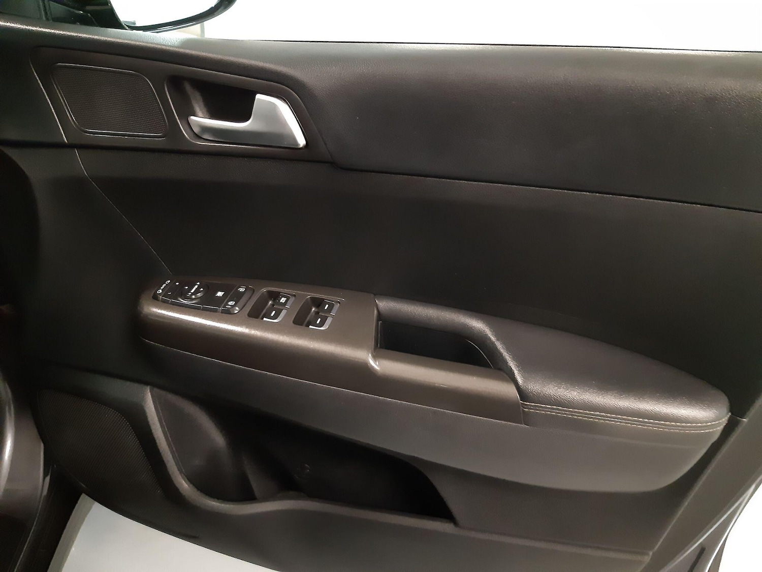 Used Kia Sportage 2018 for sale - 76619891: Photo 32