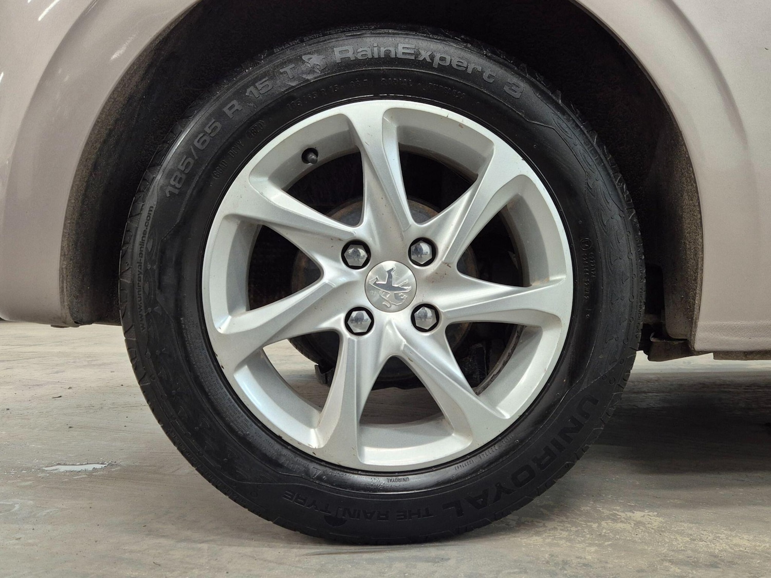 Used Peugeot 208 2013 for sale - 77255191: Photo 20