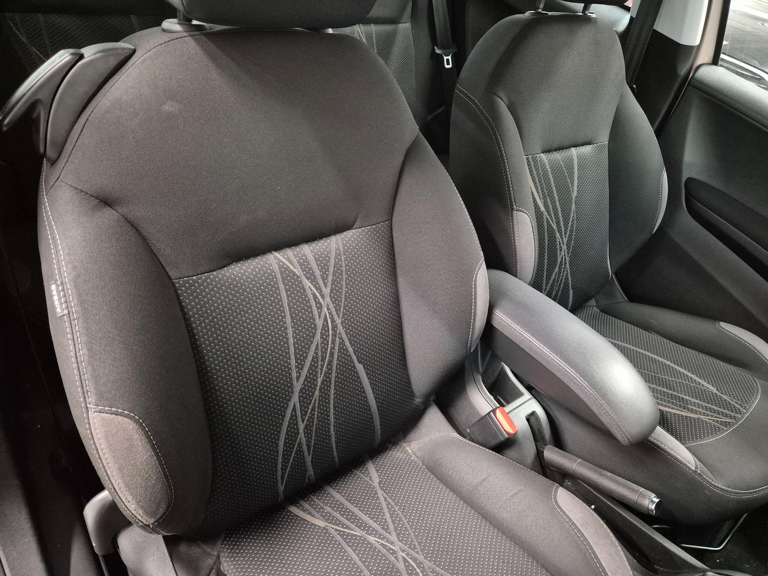 Used Peugeot 208 2013 for sale - 77255191: Photo 26