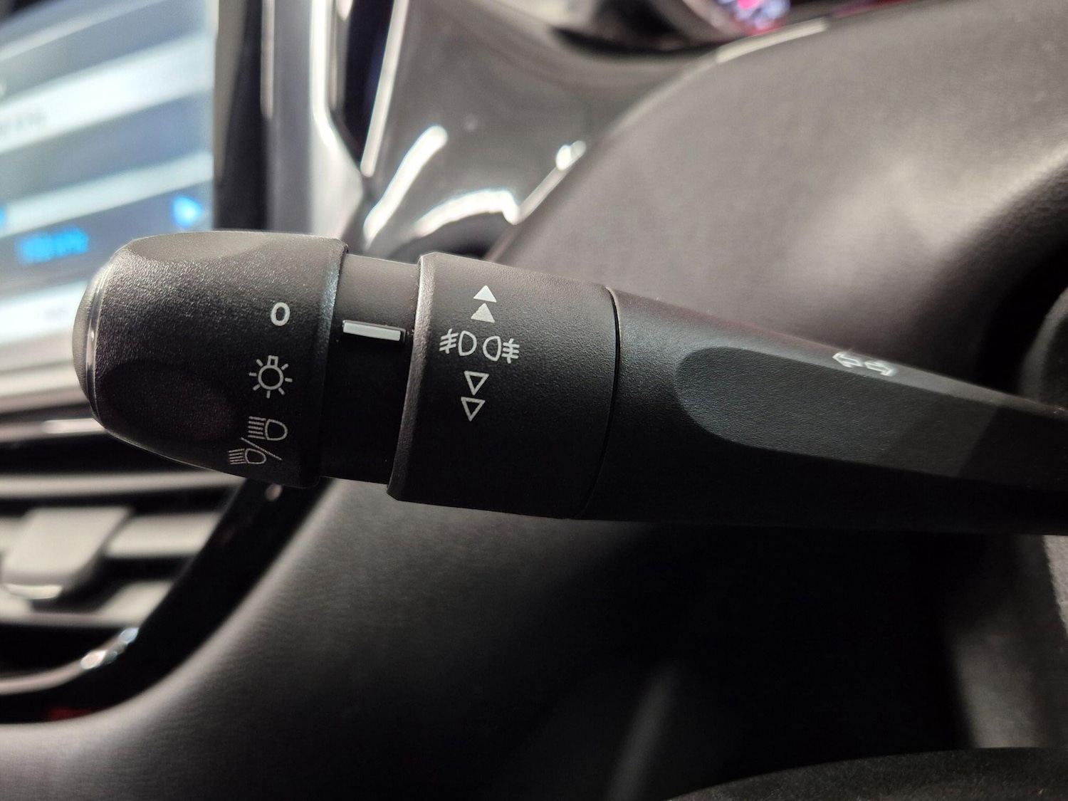 Used Peugeot 208 2013 for sale - 77255191: Photo 60