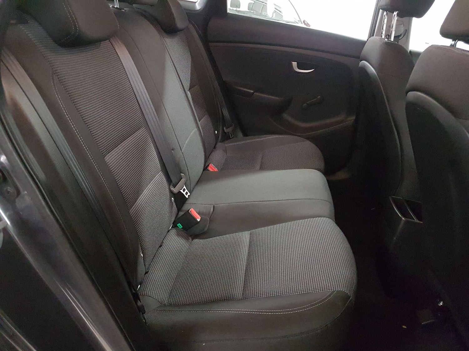 Used Hyundai i30 2015 for sale - 76472679: Photo 16