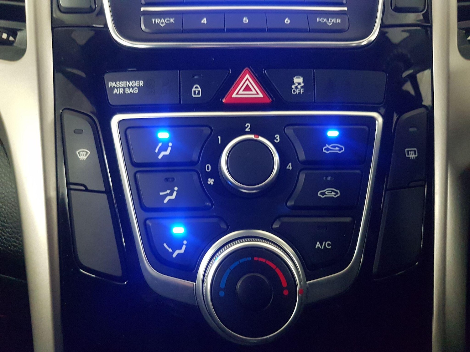 Used Hyundai i30 2015 for sale - 76472679: Photo 26