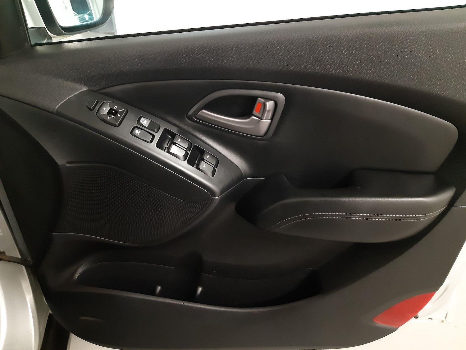 Used Hyundai Ix35 2013 for sale - 76715133: Photo 23