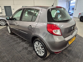 Used Renault Clio 2009 for sale - 77768955: Photo