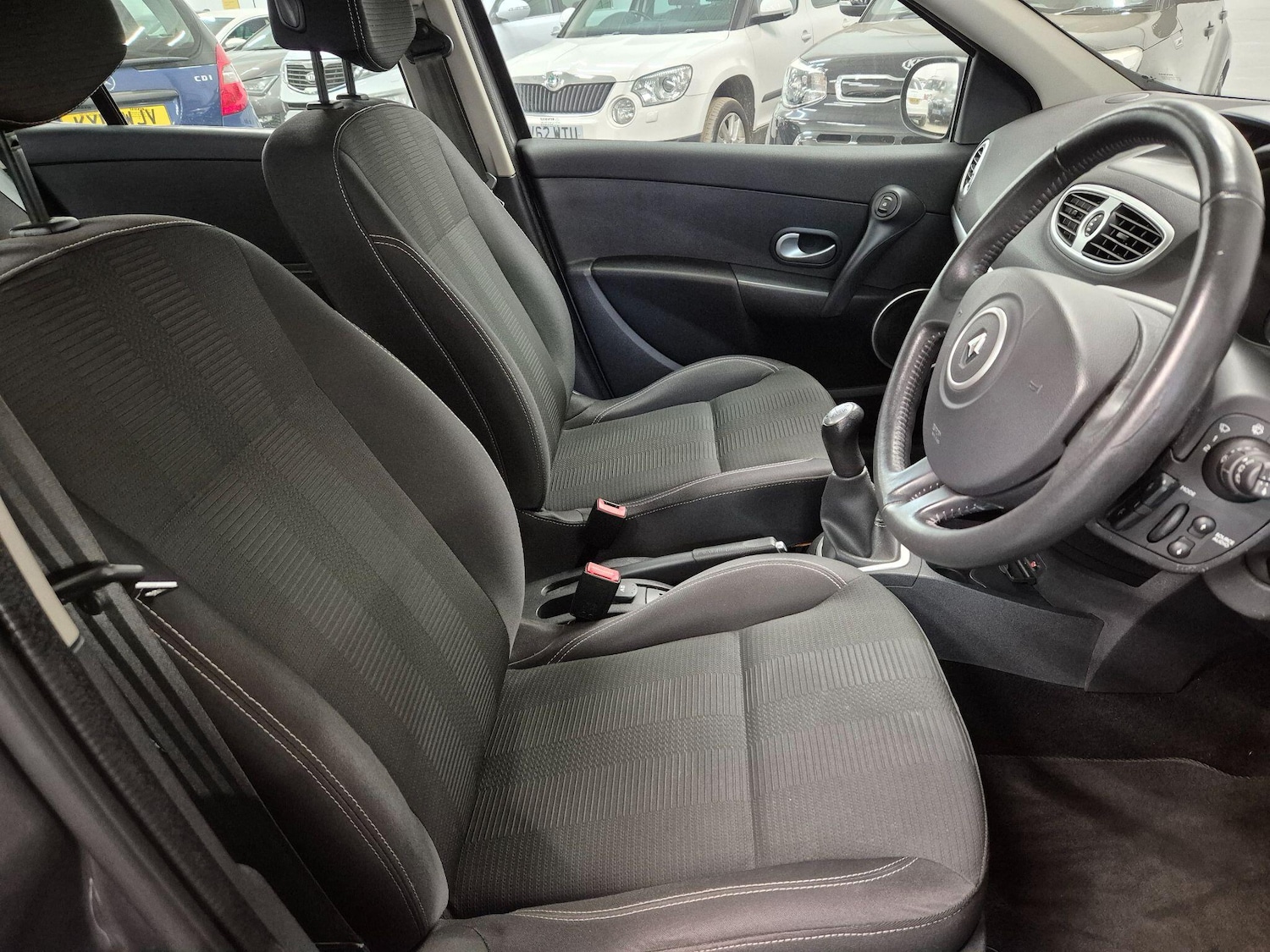 Used Renault Clio for sale - 77768955: Photo 8