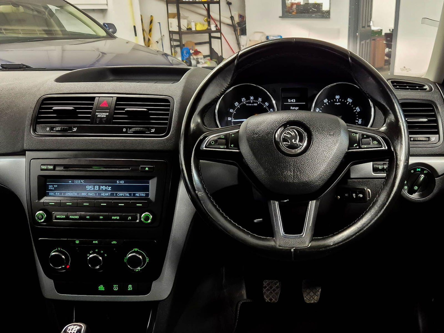 Used Skoda Yeti for sale - 77670460: Photo 2