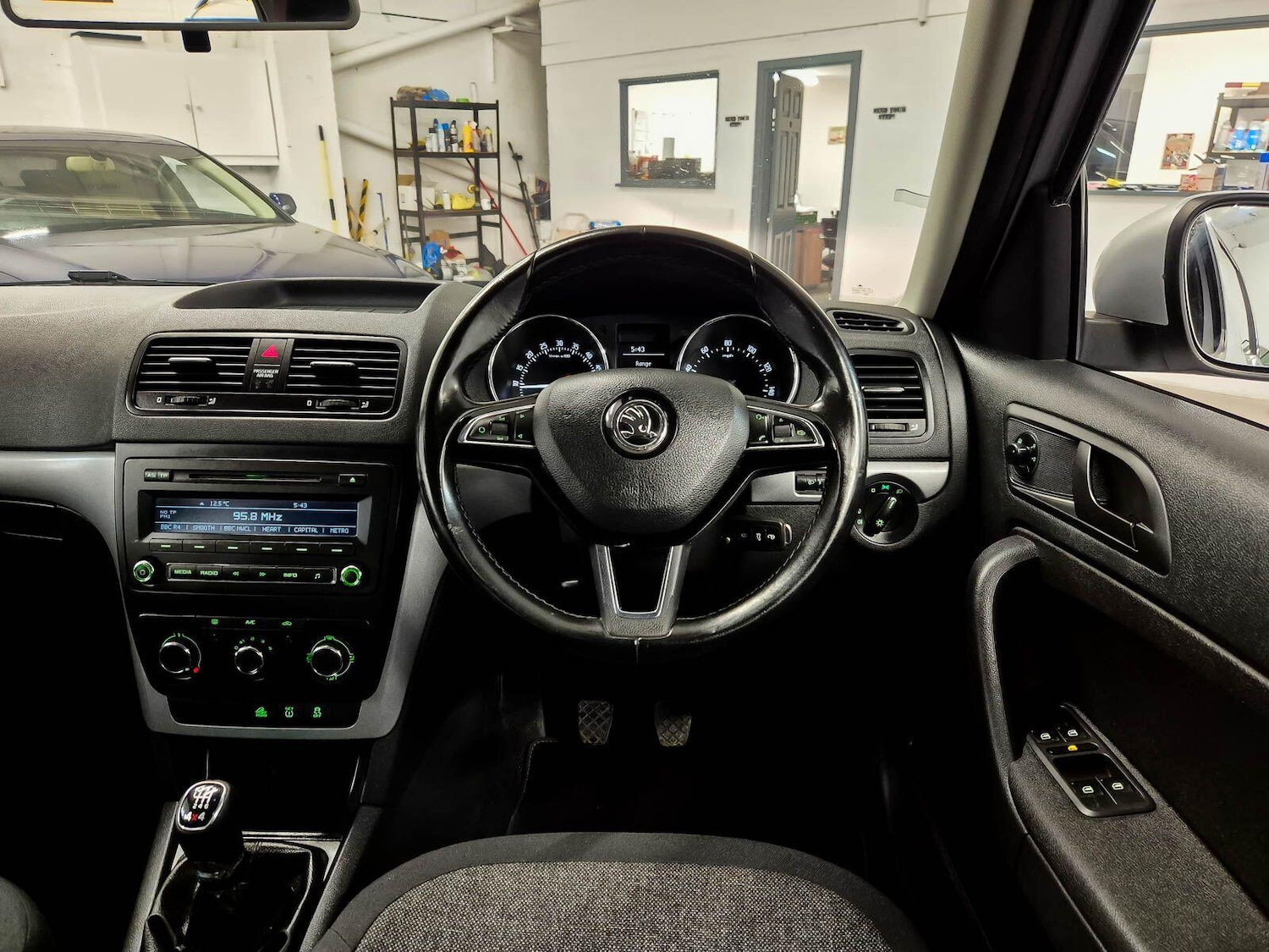 Used Skoda Yeti for sale - 77670460: Photo 27