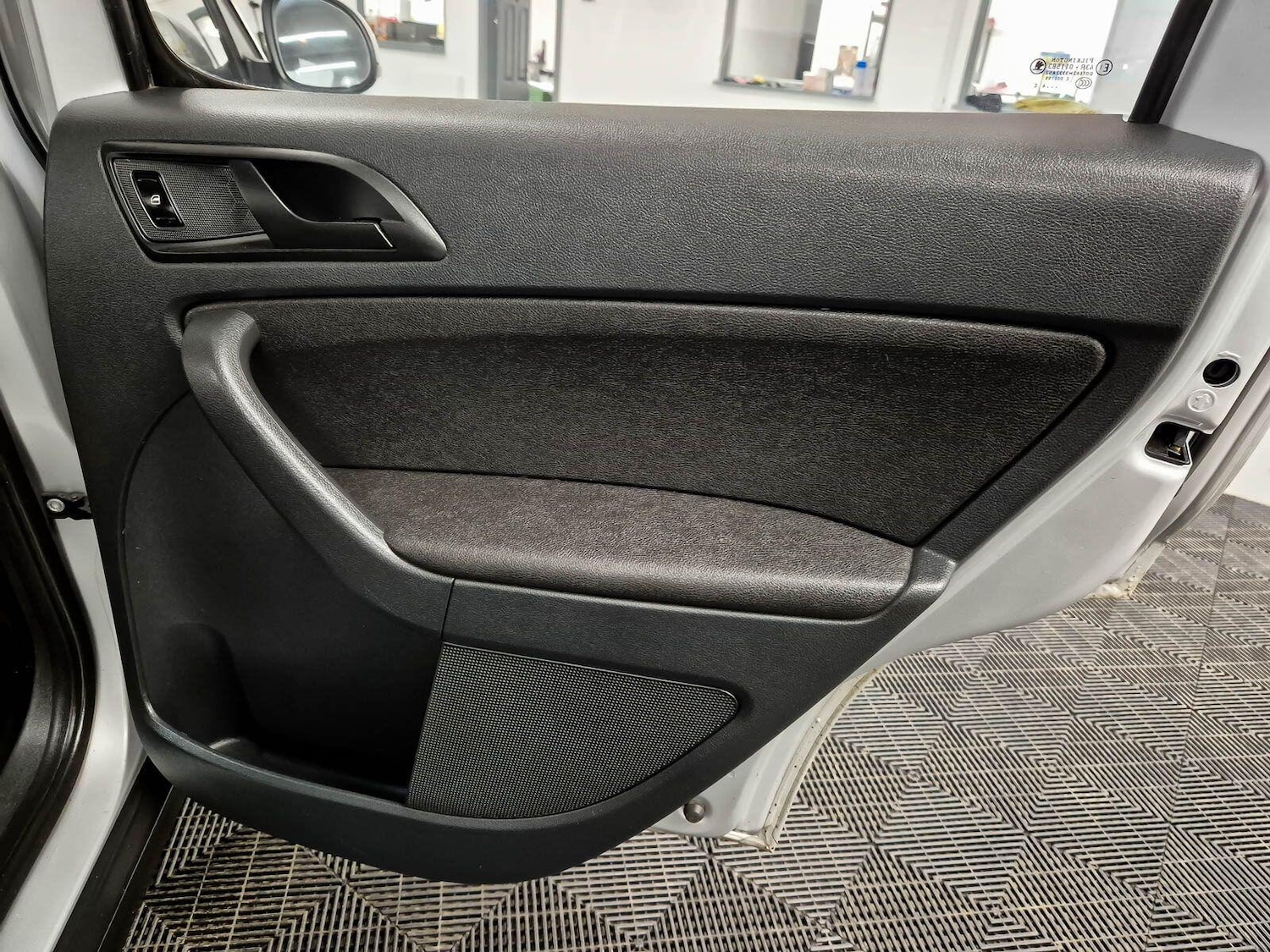 Used Skoda Yeti for sale - 77670460: Photo 41