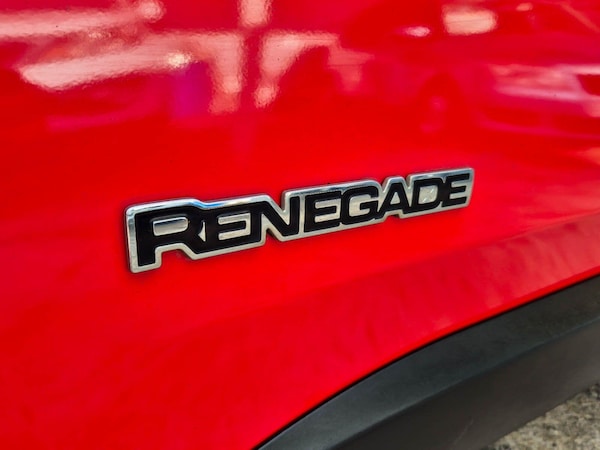 Used Jeep Renegade 2016 for sale - 75697303: Photo 12