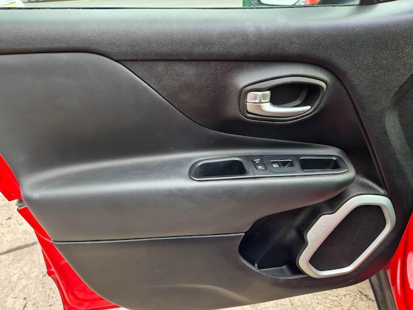 Used Jeep Renegade 2016 for sale - 75697303: Photo 44