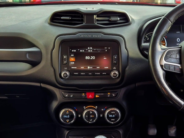 Used Jeep Renegade 2016 for sale - 75697303: Photo 52