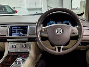 Used Jaguar XF 2009 for sale - 78601175: Photo