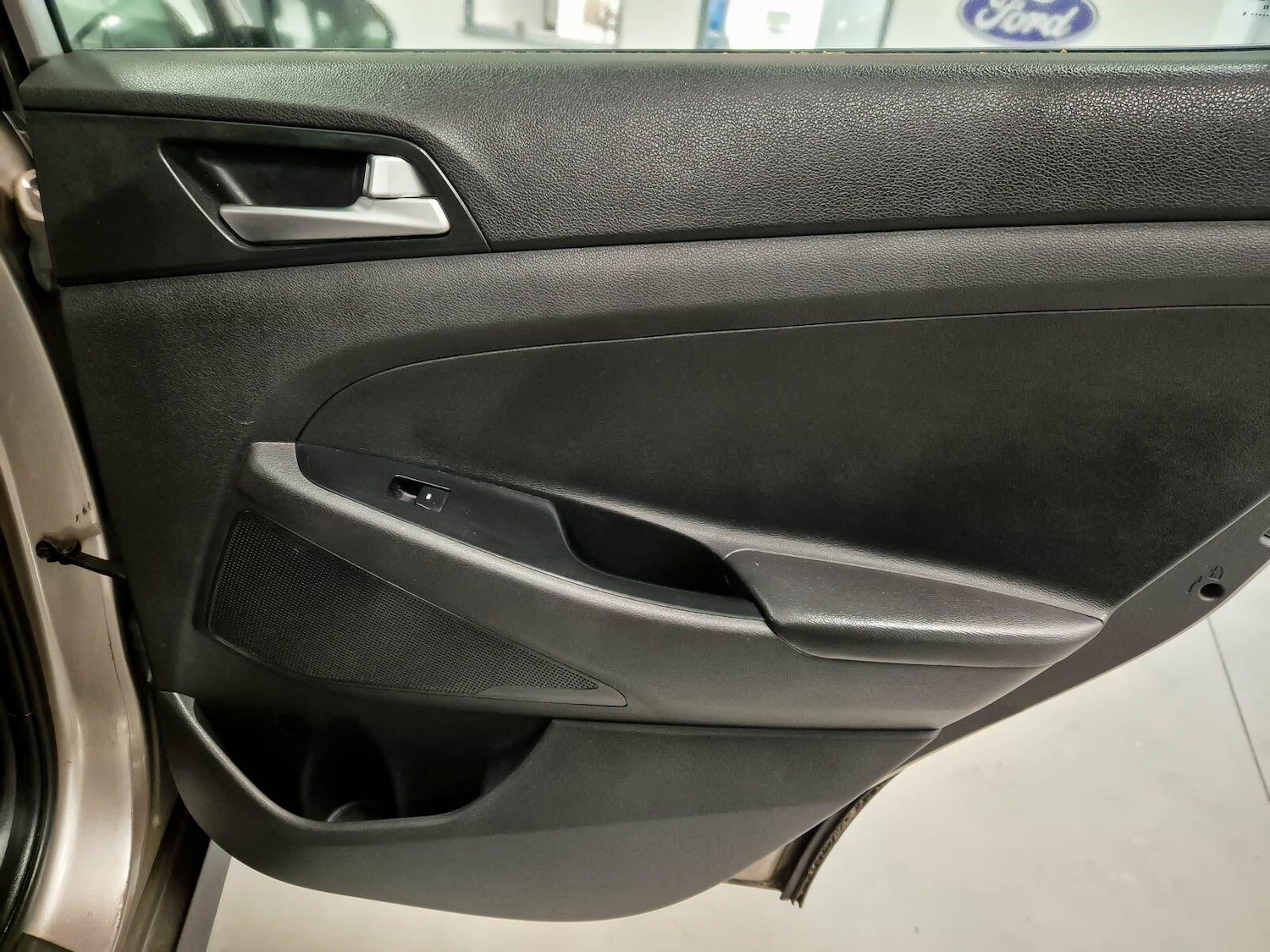 Used Hyundai TUCSON 2016 for sale - 77387279: Photo 44