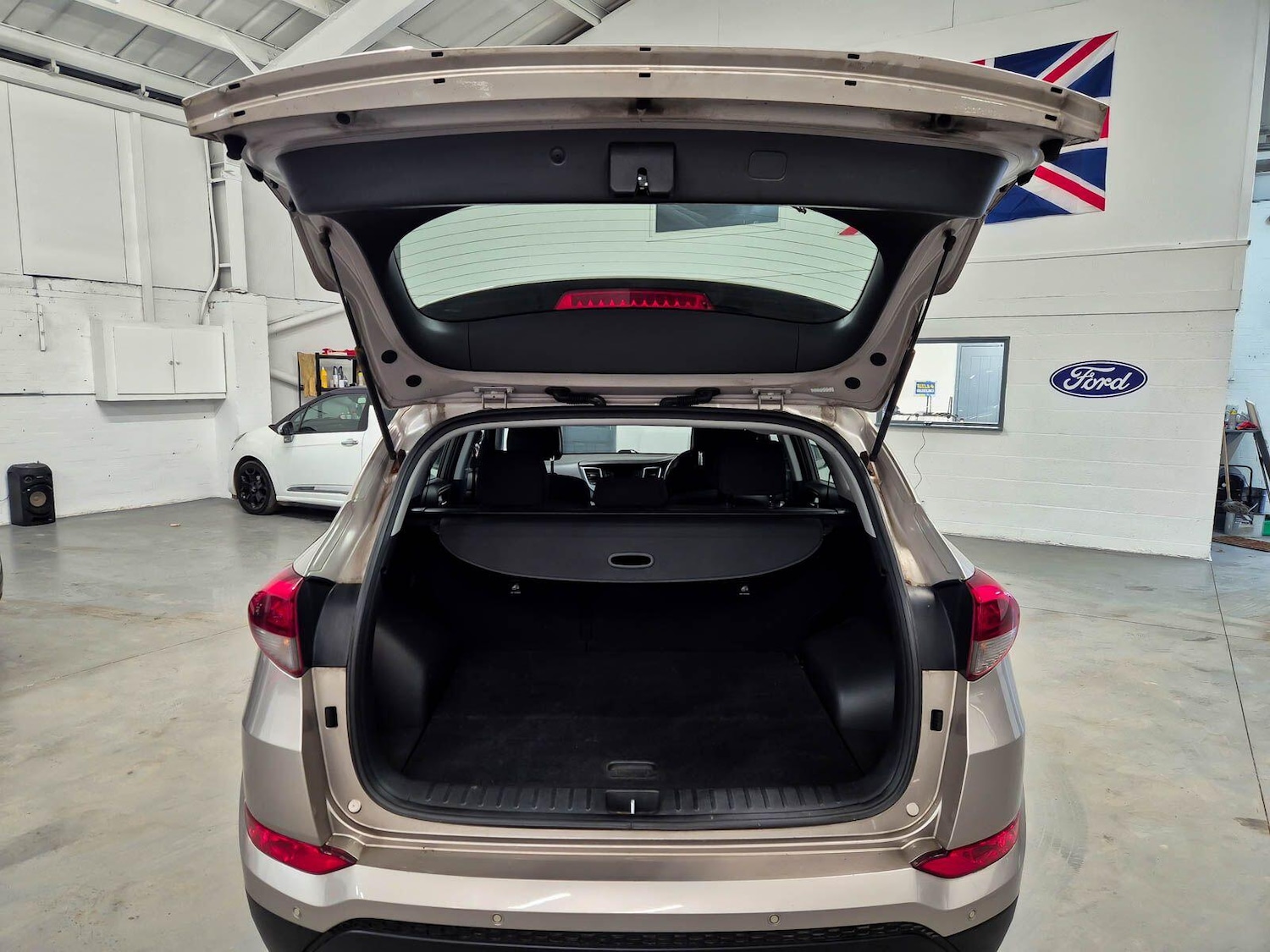 Used Hyundai TUCSON 2016 for sale - 77387279: Photo 74