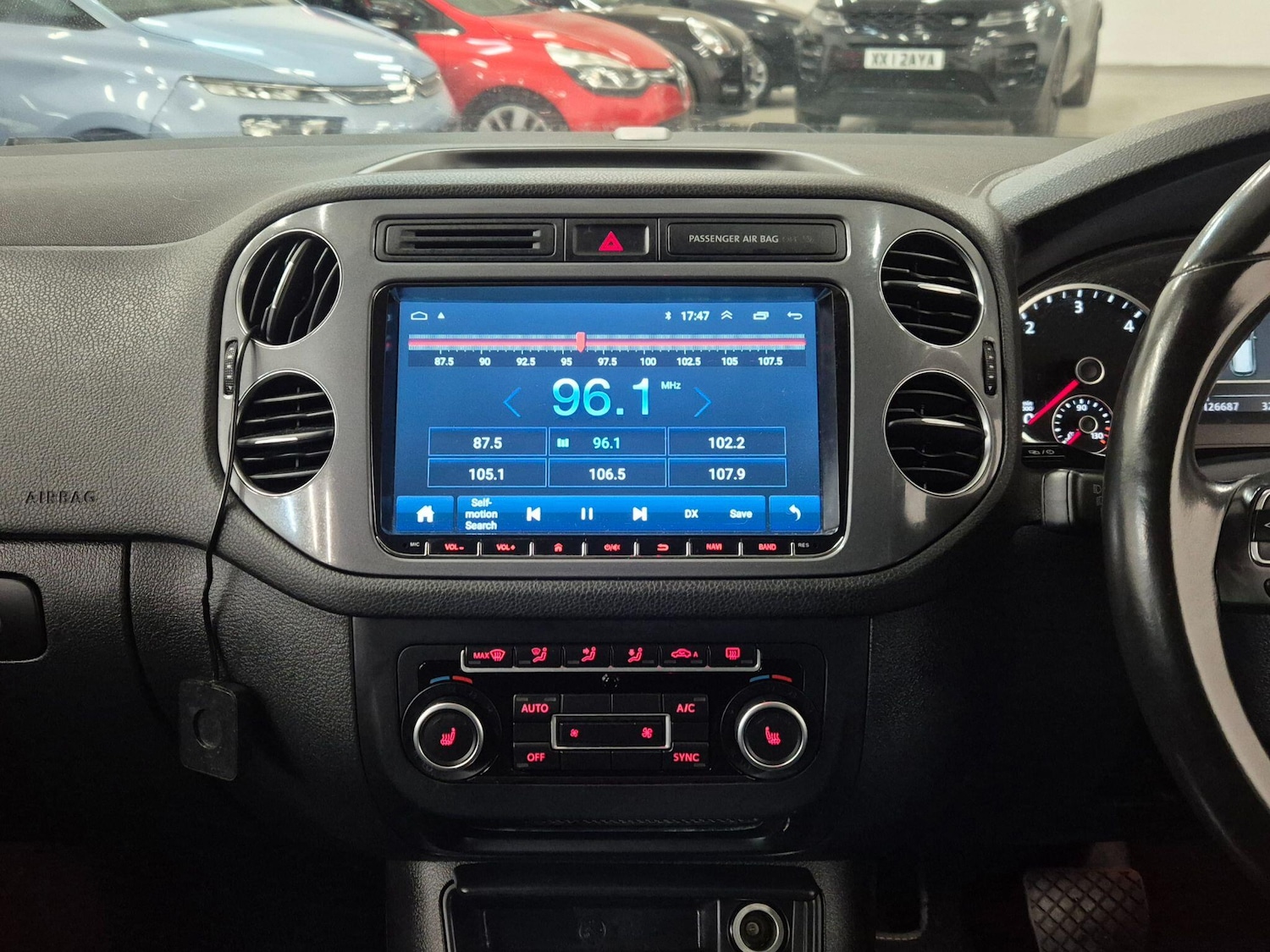 Used Volkswagen Tiguan 2014 for sale - 77156718: Photo 56