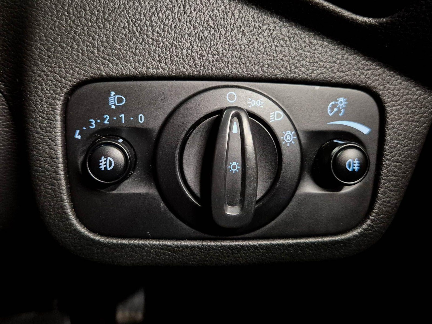 Used Ford Kuga for sale - 78205388: Photo 85