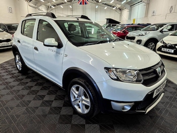 Used Dacia Sandero Stepway 2016 for sale - 78934398: Photo