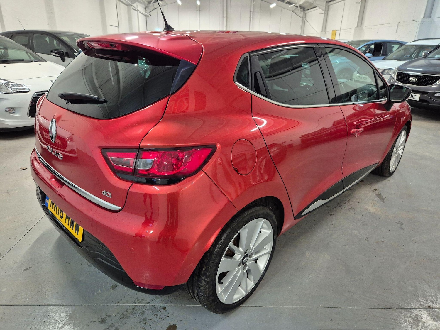 Used Renault Clio 2016 for sale - 76899479: Photo 6